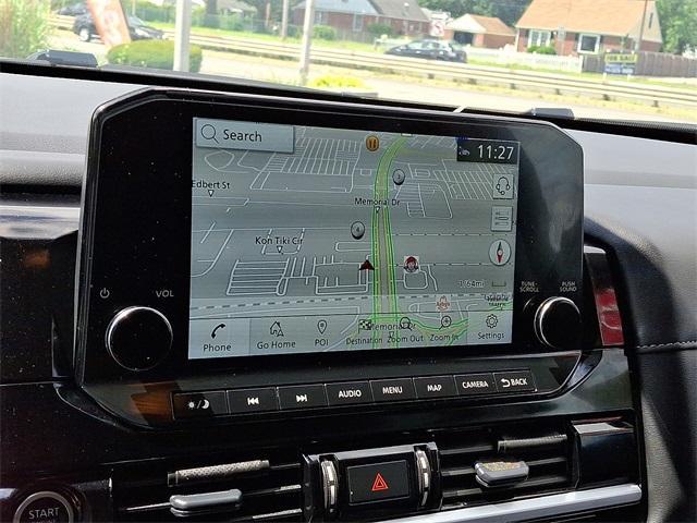 Photo of 2024 White Nissan Pathfinder