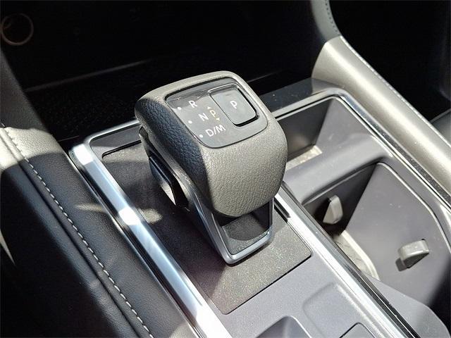 Photo of 2024 White Nissan Pathfinder