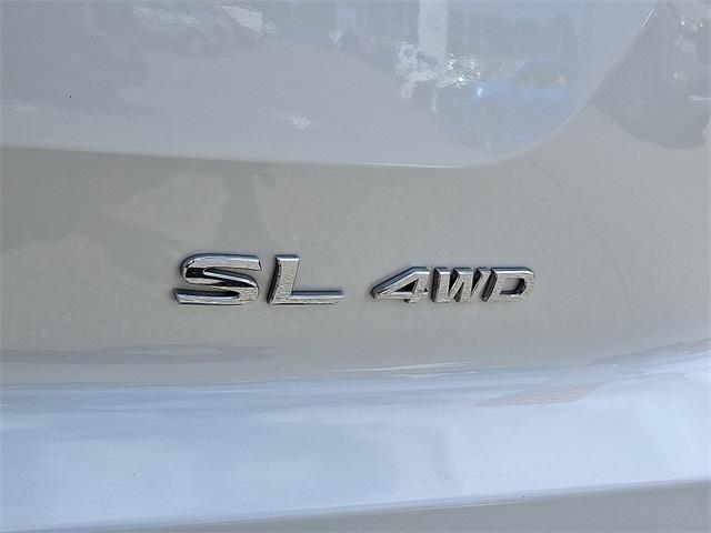 Photo of 2024 White Nissan Pathfinder