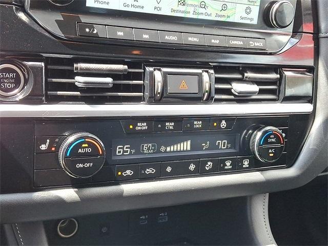 Photo of 2024 White Nissan Pathfinder