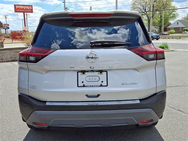 Photo of 2021 Brilliant Silver Metallic Nissan Rogue