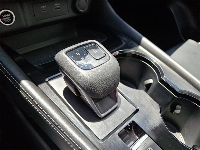 Photo of 2021 Brilliant Silver Metallic Nissan Rogue