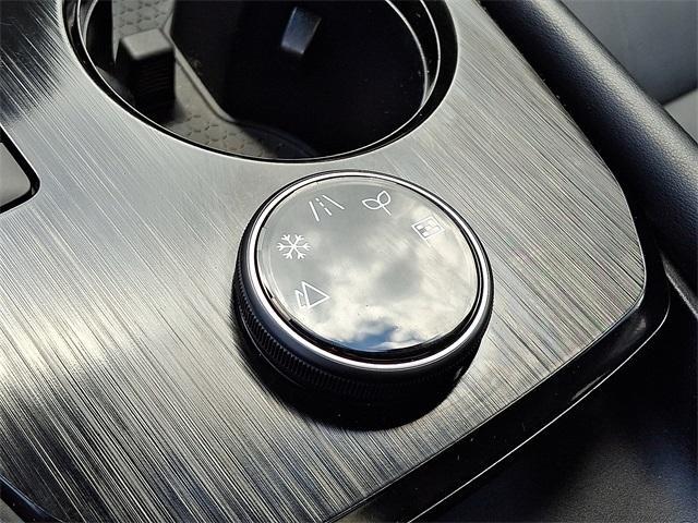 Photo of 2021 Brilliant Silver Metallic Nissan Rogue