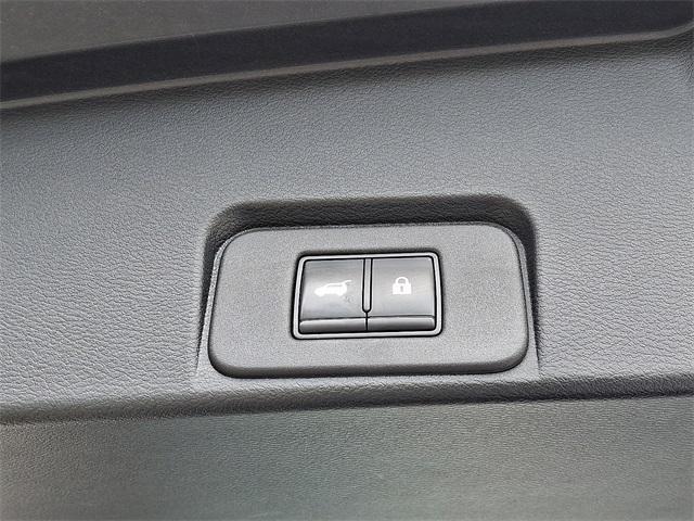 Photo of 2021 Brilliant Silver Metallic Nissan Rogue