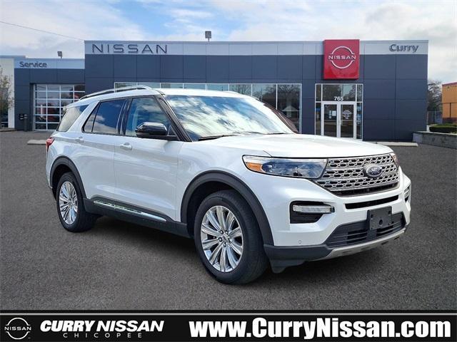 Photo of 2022 Star White Ford Explorer