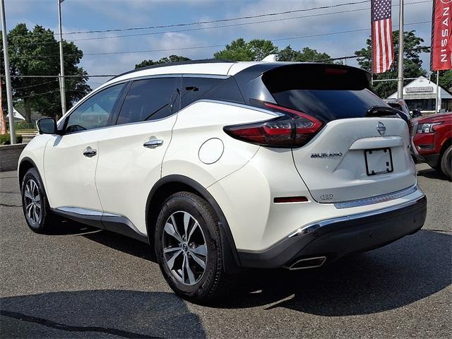 Photo of 2020 White Nissan Murano