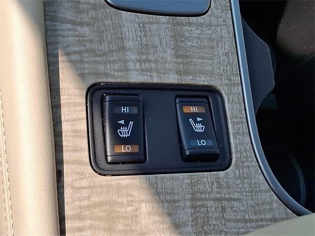 Photo of 2020 White Nissan Murano