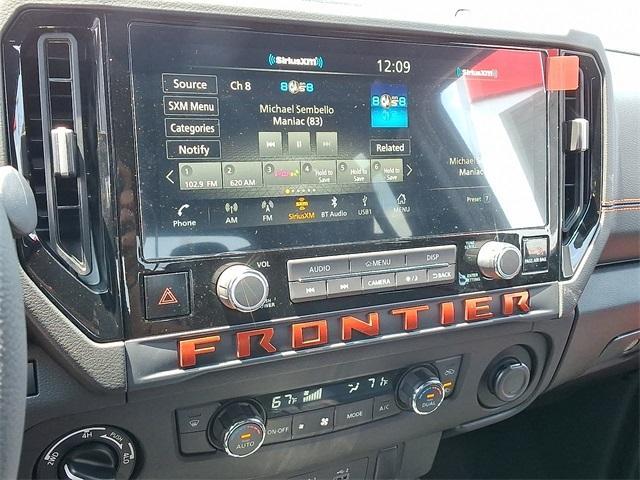 Photo of 2025 Boulder Gray Metallic Nissan Frontier