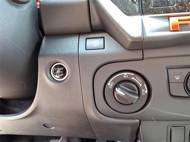 Photo of 2025 Boulder Gray Metallic Nissan Frontier