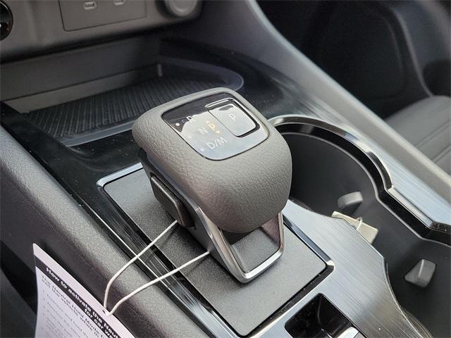 Photo of 2025 Everest White P Nissan Rogue