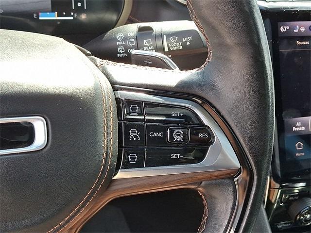 Photo of 2021 Diamond Black Jeep Grand Cherokee L