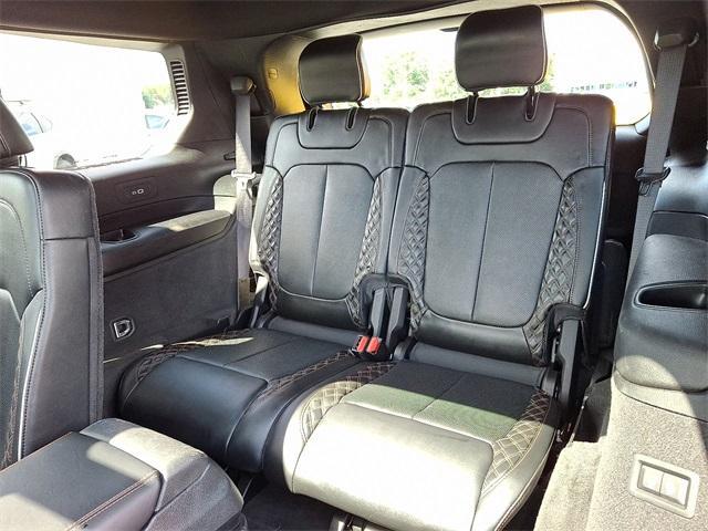Photo of 2021 Diamond Black Jeep Grand Cherokee L