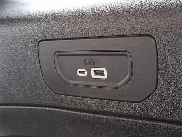 Photo of 2021 Diamond Black Jeep Grand Cherokee L