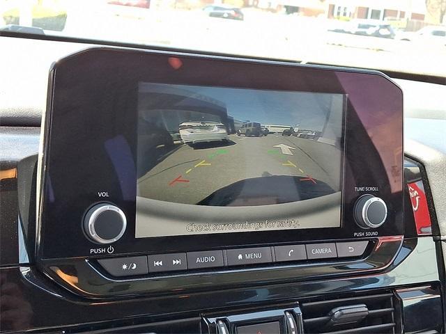 Photo of 2024 Black Nissan Pathfinder