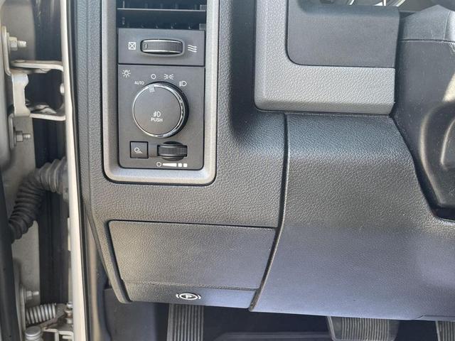 Photo of 2013 Bright Silver Metallic RAM 1500