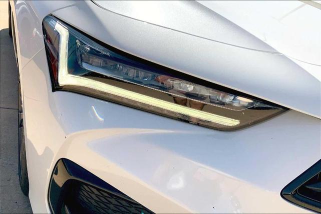 Photo of 2021 Platinum White Pearl Acura TLX