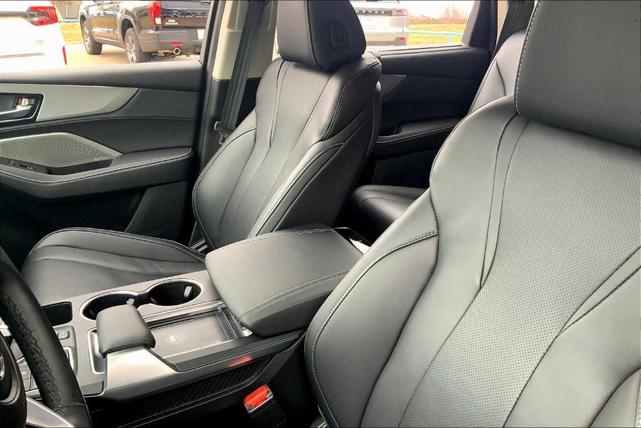 Photo of 2024 Majestic Black Pearl Acura MDX