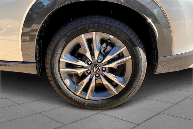 Photo of 2025 Silver Acura ADX