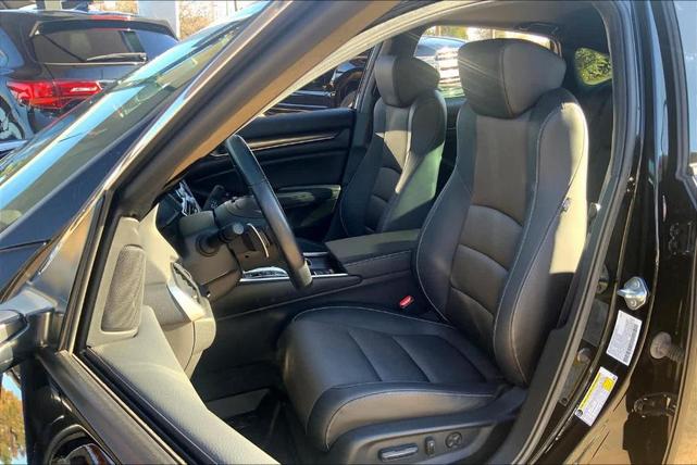 Photo of 2022 Crystal Black Pearl Honda Accord