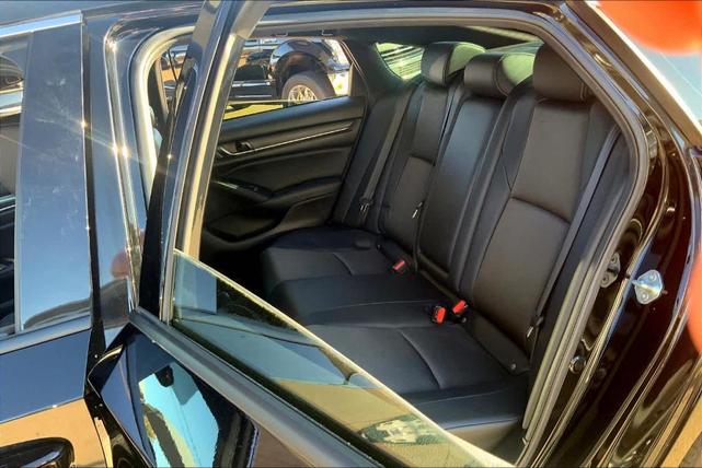Photo of 2022 Crystal Black Pearl Honda Accord