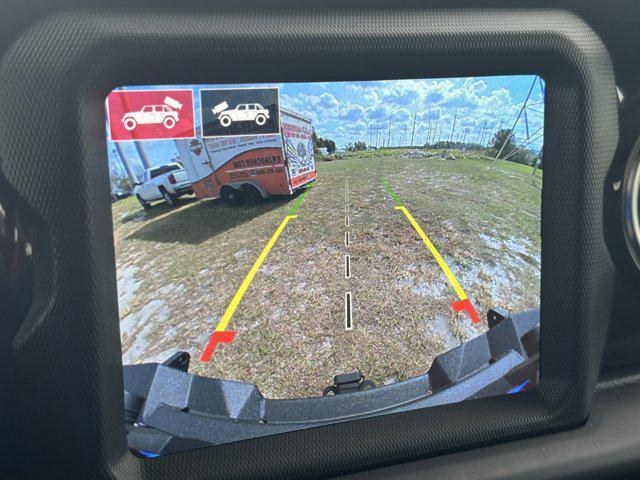 Photo of 2021 Hydro Blue Pearlcoat Jeep Wrangler Unlimited
