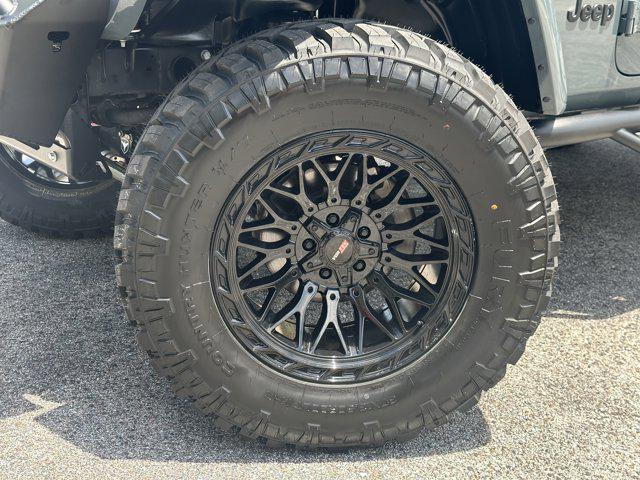 Photo of 2024 Anvil Clear Coat Jeep Wrangler