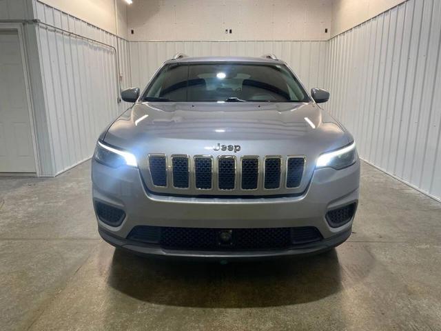 Photo of 2021 Billet Silver Metallic Clearcoat Jeep Cherokee