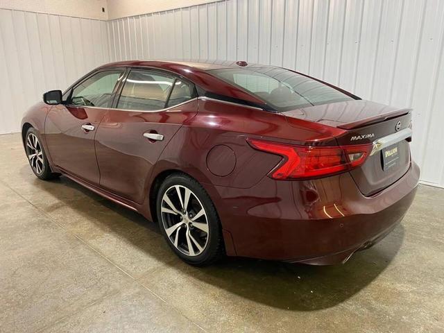 Photo of 2016 Burgundy Nissan Maxima