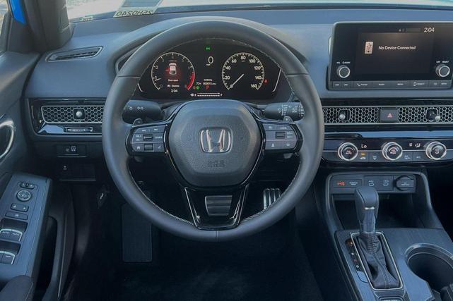Photo of 2025 Platinum White Pearl Honda Civic