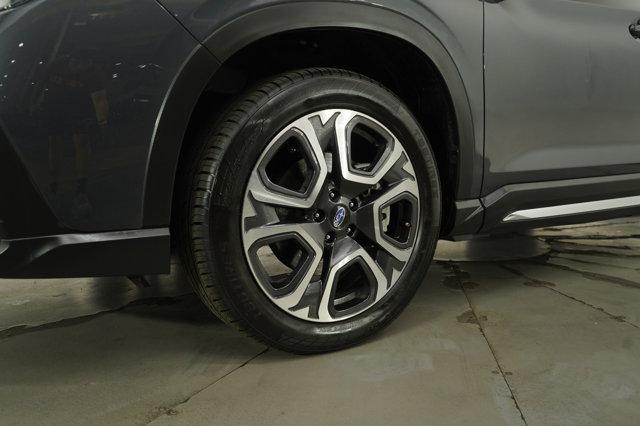 Photo of 2023 Magnetite Gray Metallic Subaru Ascent