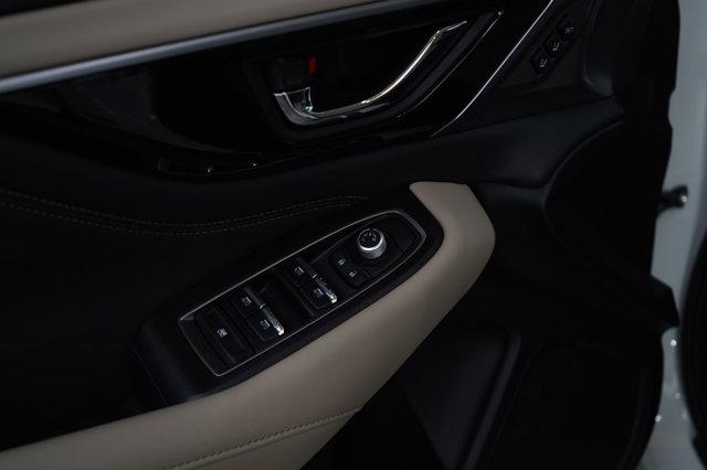 Photo of 2024 Crystal White Pearl Subaru Outback