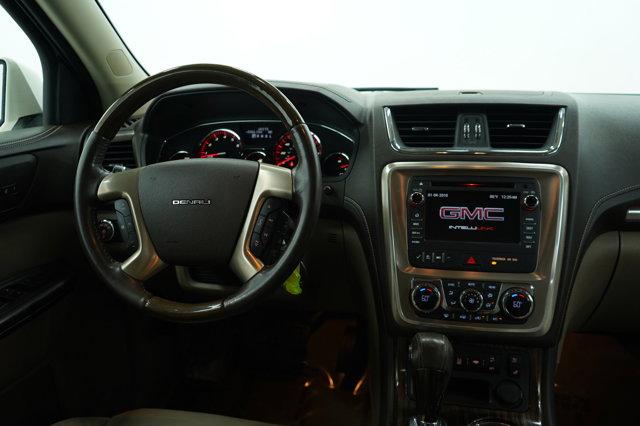 Photo of 2013 White Diamond Pearl GMC Acadia
