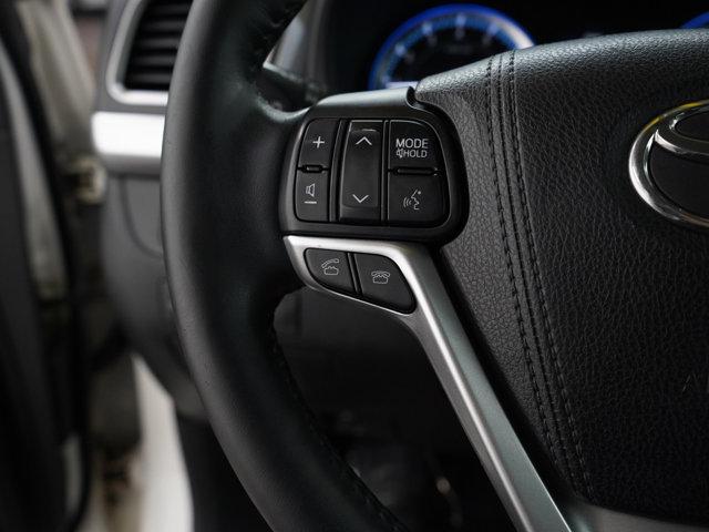 Photo of 2015  Toyota Highlander