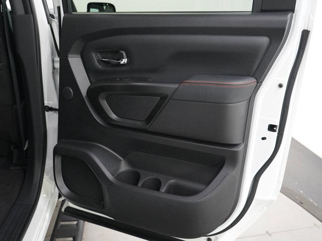 Photo of 2024 Glacier White Nissan Titan