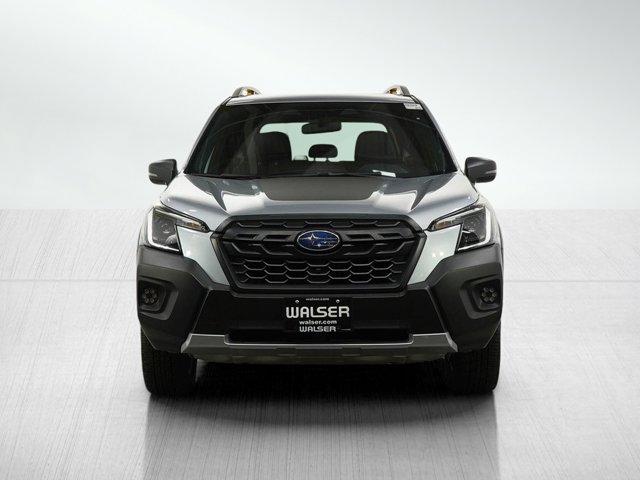 Photo of 2024 Ice Silver Metallic Subaru Forester