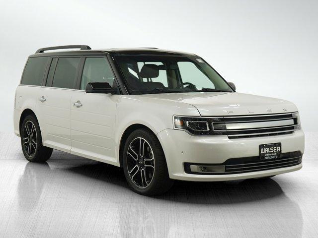 Photo of 2013 White Platinum Ford Flex