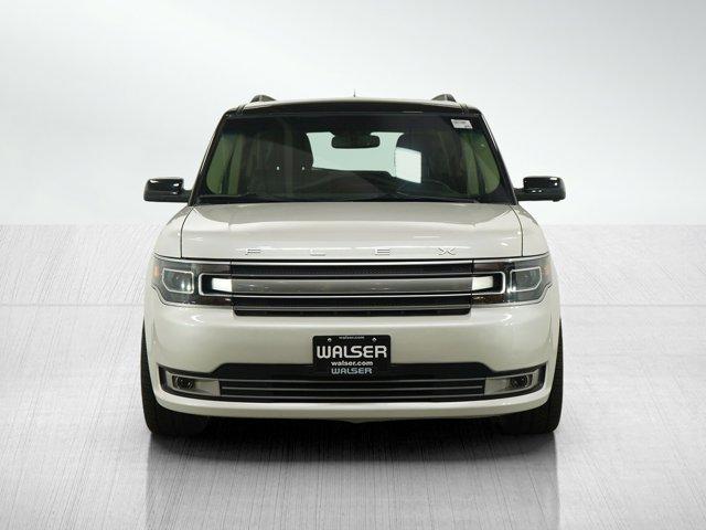 Photo of 2013 White Platinum Ford Flex