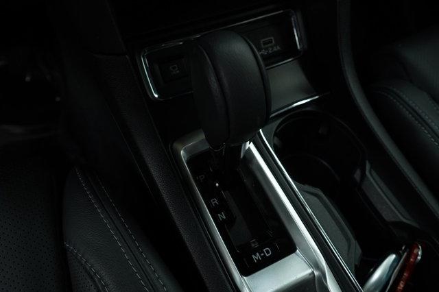 Photo of 2024 Ice Silver Metallic Subaru Ascent