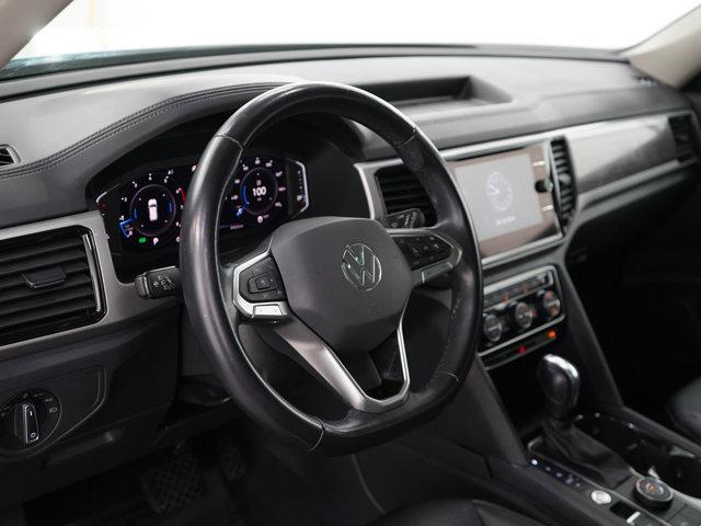 Photo of 2021 Pure White Volkswagen Atlas