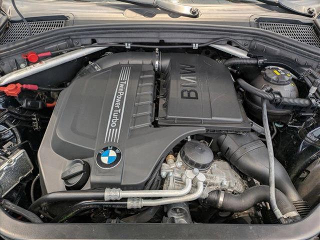 Photo of 2016 Deep Sea Blue Metallic BMW X4
