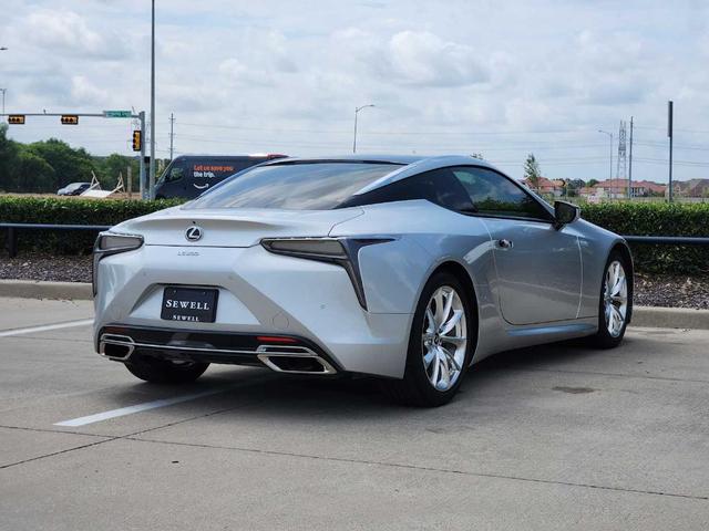Photo of 2018 Liquid Platinum Lexus LC 500