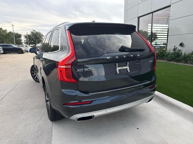 Photo of 2021 Gray Volvo XC90