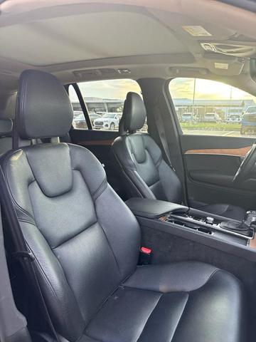 Photo of 2021 Gray Volvo XC90