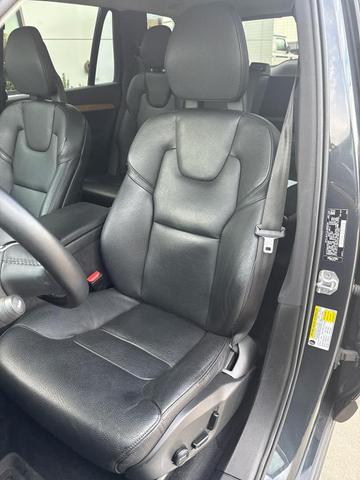 Photo of 2021 Gray Volvo XC90