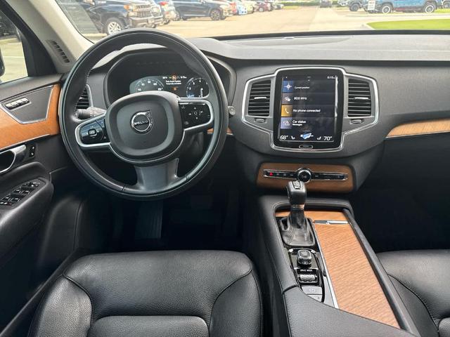 Photo of 2021 Gray Volvo XC90