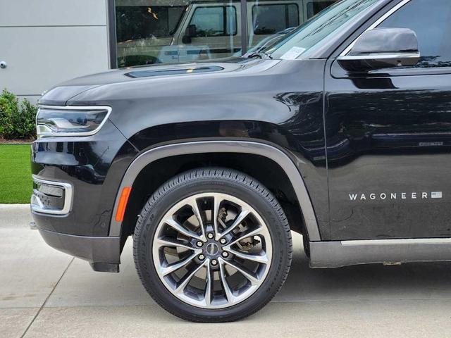 Photo of 2022 Diamond Black Jeep Wagoneer