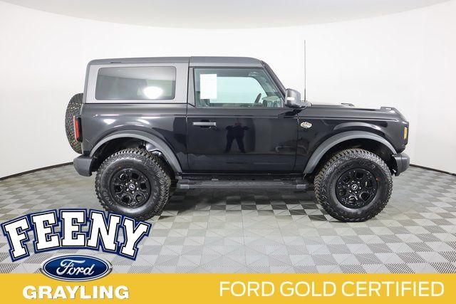 Photo of 2023 SHADOW BLACK Ford Bronco