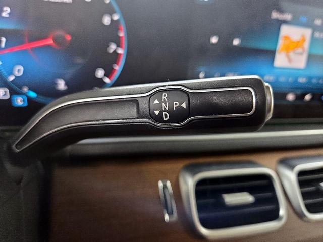Photo of 2022 Silver Mercedes-Benz GLE 350