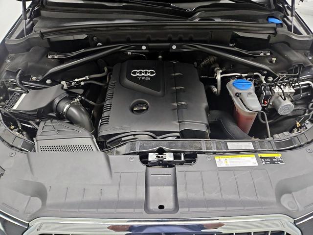 Photo of 2017 Black Audi Q5