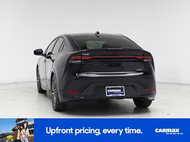 Photo of 2024 Black Toyota Prius